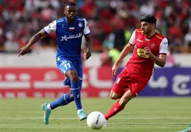 استقلال به دنبال تعویق دیدار با پرسپولیس/ مخالفت سازمان لیگ