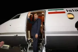 وزیر امور خارجه راهی کلمبو شد