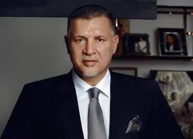 تصاویری جالب از دیدار محمدرضا گلزار و علی دایی در دهه ۸۰