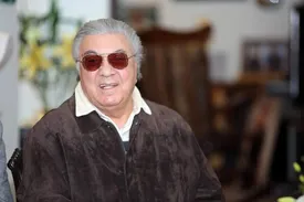 نصب سنگ مزار گلپا / عکس