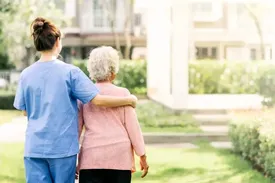 چرا با افزایش سن قدمان کوتاهتر میشود؟