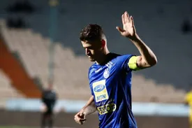 دیدار غیرمنتظره وریا غفوری و مربی استقلال و سیدجلال حسینی!/ ویدئو