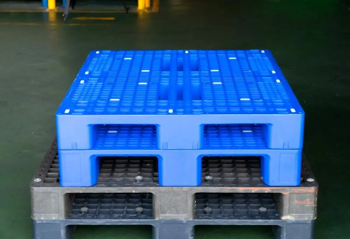 پالت پلاستیکی یا پالت چوبی؛ کدام بهتر است؟