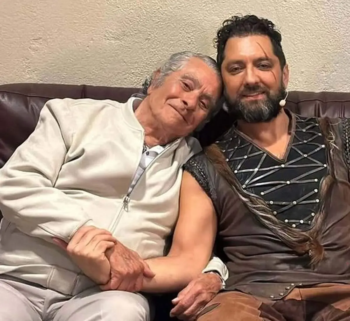 ویدیو دیده‌نشده از دیدار بهرام رادان با اسطوره سینمای ایران بهروز وثوقی