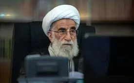 آیت الله جنتی در مراسم ترحیم همسرش+ عکس