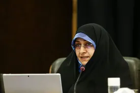 انسیه خزعلی در روز خداحافظی با پاستور در کنار شوهر و پسرش/ عکس