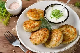 طرز تهیه کوکو لوبیا سفید؛ لقمهای سالم برای مدرسه بچه ها