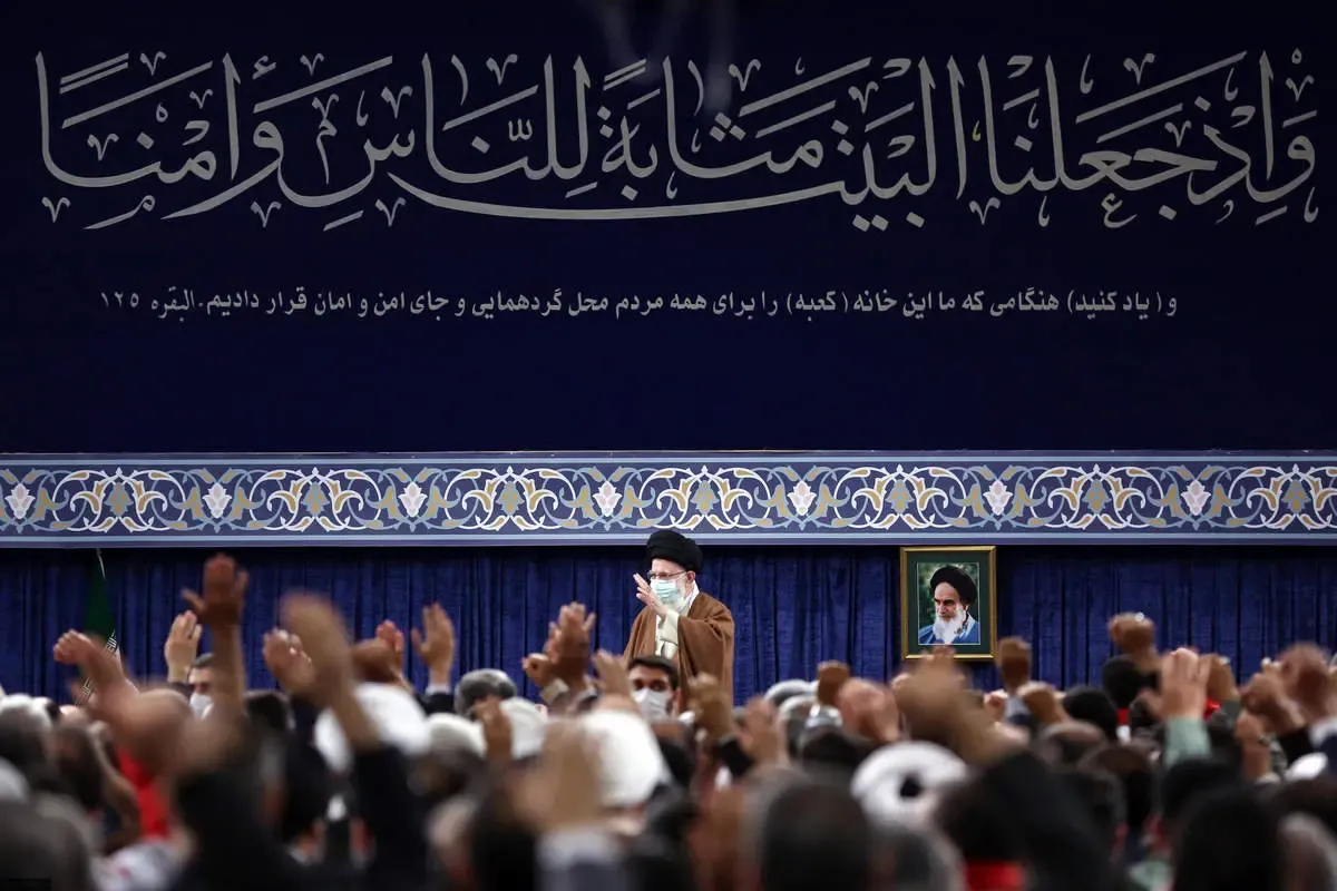 کارگزاران حج با رهبر معظم انقلاب دیدار کردند