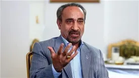 با دولت سوم احمدی‌نژاد مواجه هستیم