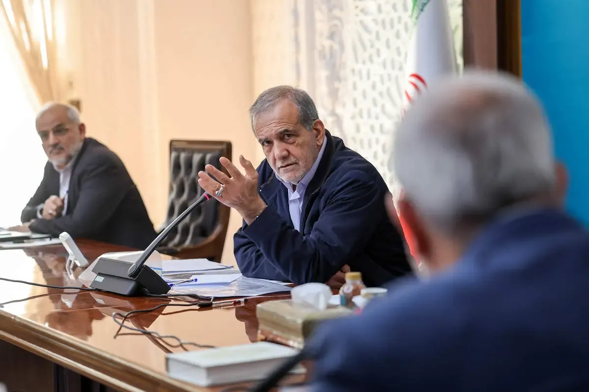 پزشکیان: مردم از نور پنجره بجای لامپ استفاده کنند!