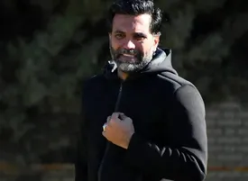 نیکبخت استعفا داد