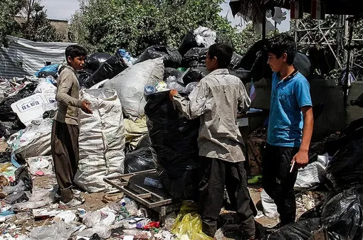 زندگی در میان زباله های گود محمود آباد /عکس: تهمینه رحمانی