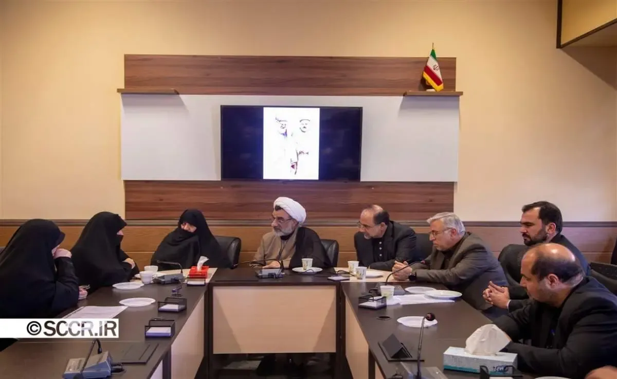 اولین حضور جمیله علم‌الهدی بعد از سقوط بالگرد در محل کارش/ تصاویر