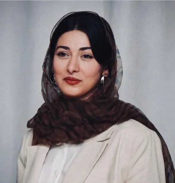 زهرا سزاوار زهرا سزاوار