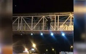 سقوط دختر جوان از پل هوایی در اتوبان پس از تلاش برای فرار از زورگیران