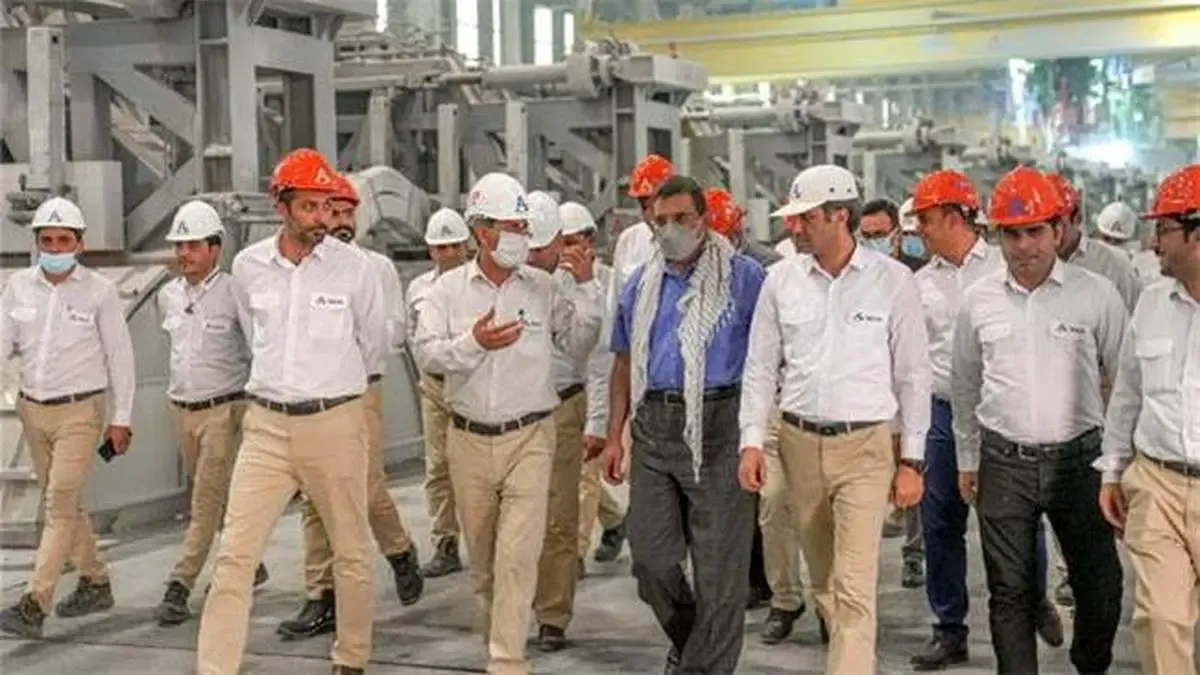 بازدید مدیران عامل ساتا و شرکت سرمایه گذاری غدیر از مجتمع صنایع آلومینیوم جنوب و اسکله پارسیان