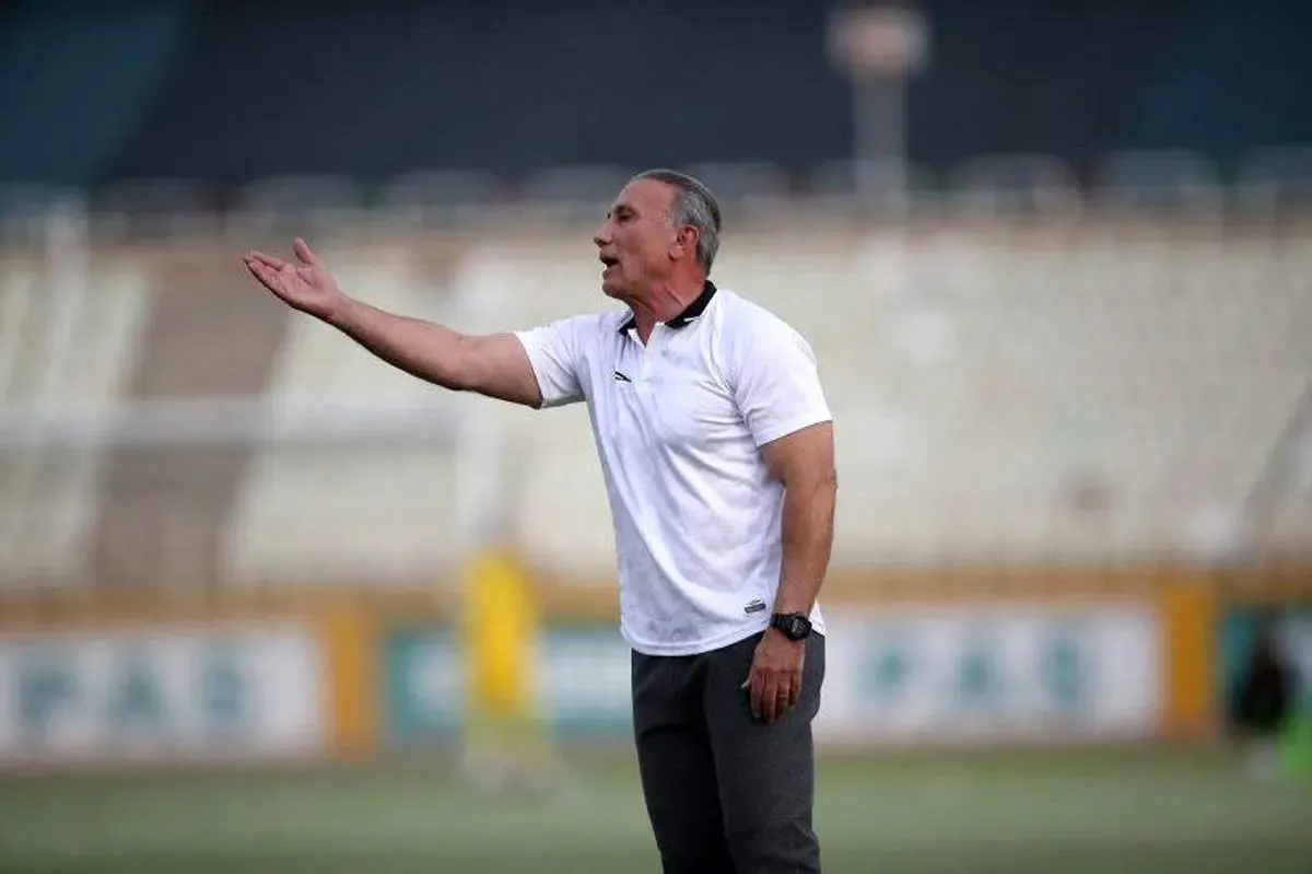 درخشان: حتی حرف اخراج گل‌محمدی را هم نزنید