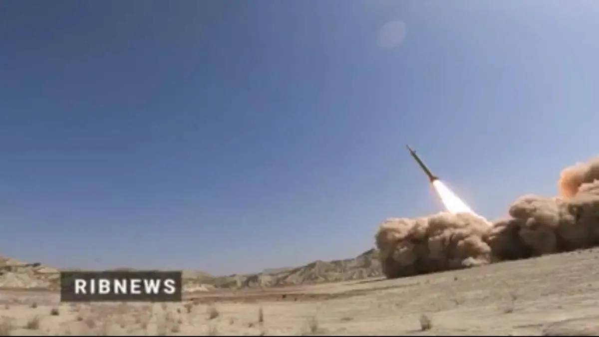 رونمایی از جدیدترین موشک بالستیک ایران /قاسم بصیر چند کیلومتر برد دارد؟/ عکس