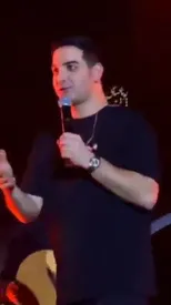 درگیری فیزیکی محسن یگانه و اظهارات عجیب در کنسرت اصفهان/ ببینید