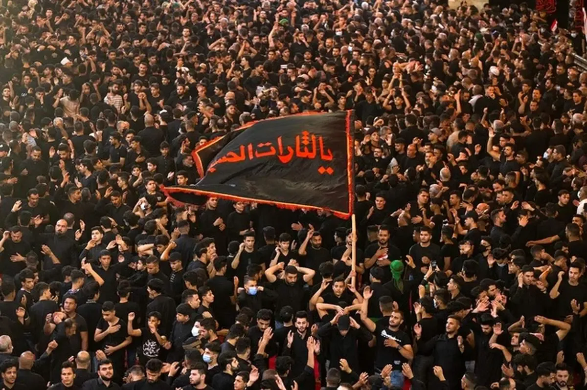 از مکتب عاشورا بیاموزیم