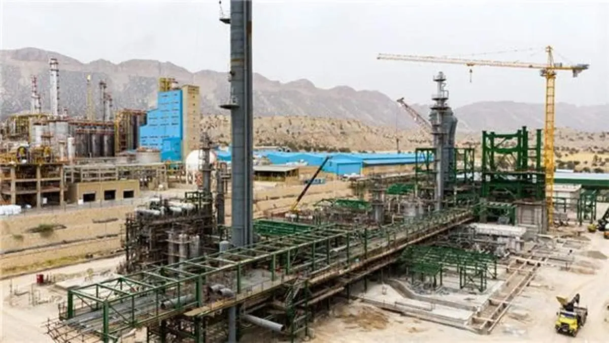 پلی‌پروپیلن ارغوان گستر ایلام؛ خاویار هلدینگ خلیج‌فارس/بهره‌برداری در تابستان ۱۴۰۲/ اشتغال زایی برای بیش از ۲۲۰۰ نفر