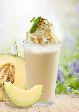 طرز تهیه شیک موز و طالبی خنک برای روزهای گرم