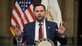 معاون ترامپ: ماموریت ما در ایران به زودی پایان مییابد