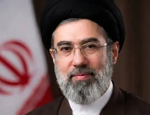 دست‌خط رهبر شهید انقلاب برای آیت الله سید مجتبی حسینی خامنه‌ای/عکس