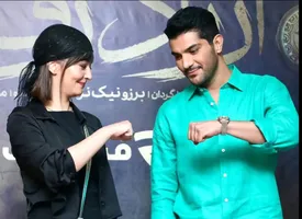 قاب صمیمی سینا مهراد و پردیس احمدیه/ ببینید