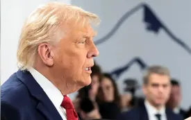 ترامپ علیه CNN: اخبار جعلی هستند و کسی آنها را تماشا نمیکند