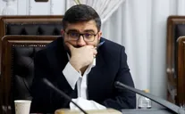 معاون پزشکیان: هر دو جناح سیاسی کشور در قاچاق سوخت دست دارند