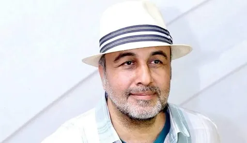 بازیگر محبوب سینما رضا عطاران پس از سکته مغزی در بیمارستان بستری شد