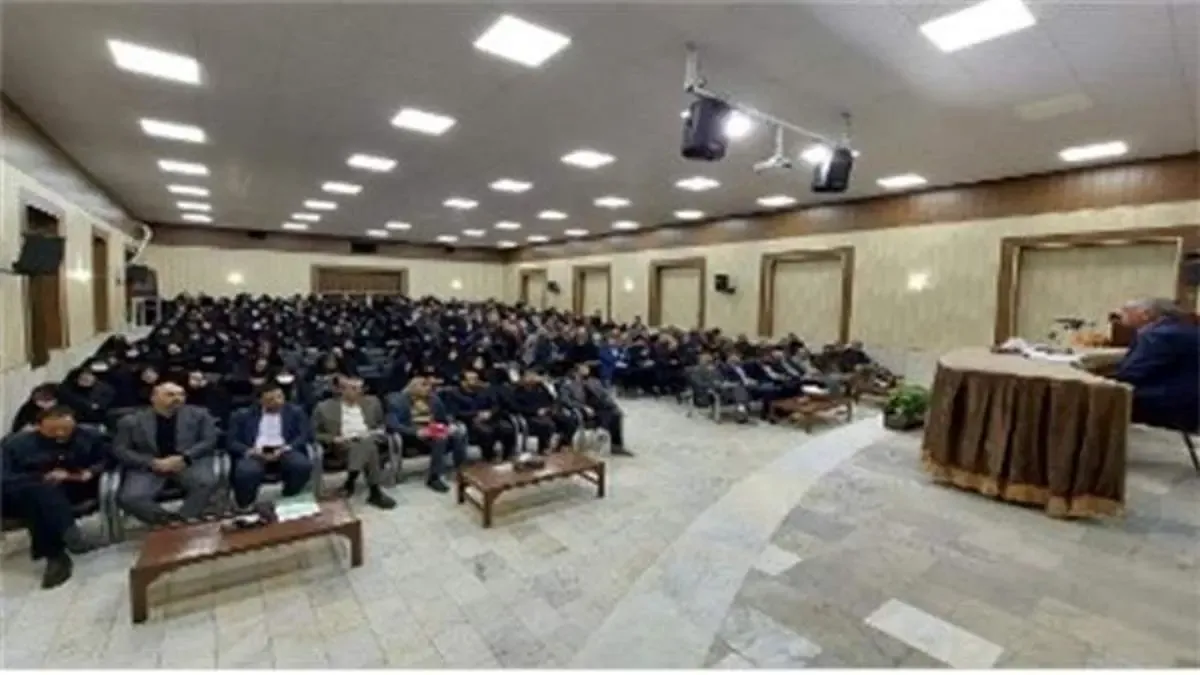 قدردانی آموزش و پرورش اصفهان و کاشان از خدمت رسانی بیمه دانا به فرهنگیان