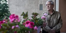 امروز اهالی فرهنگ با آخرین غول ادبیات معاصر خداحافظی می‌کنند