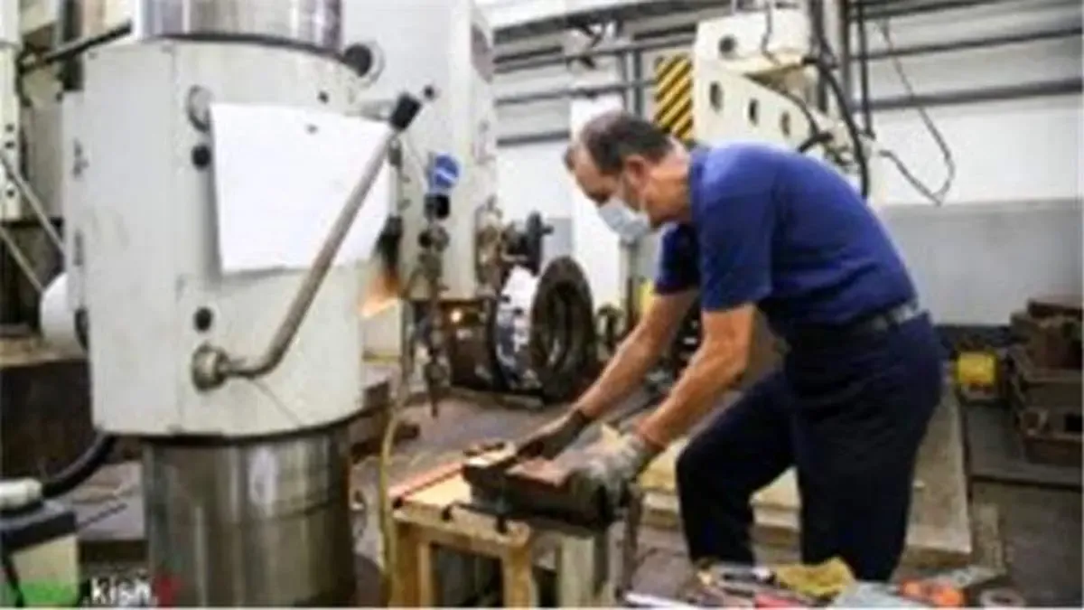 جزیره كیش یكی از قطب های فعال پشتیبانی صنایع نفت و گاز در کشور