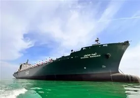 ناو موشکی سپاه را بیشتر بشناسید/ مجهز به موشک‌های بالستیک دوربرد