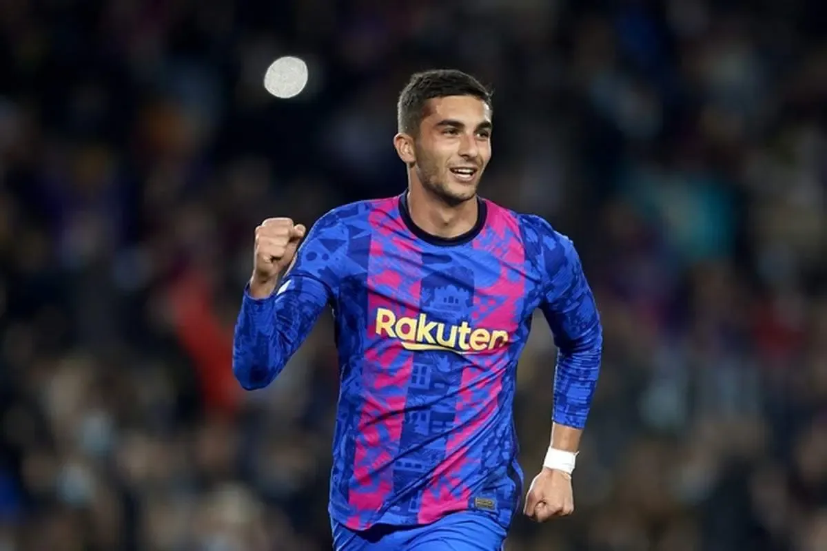 عجیب ولی واقعی! به دستور ژاوی، ستاره بارسا اخراج می‌شود