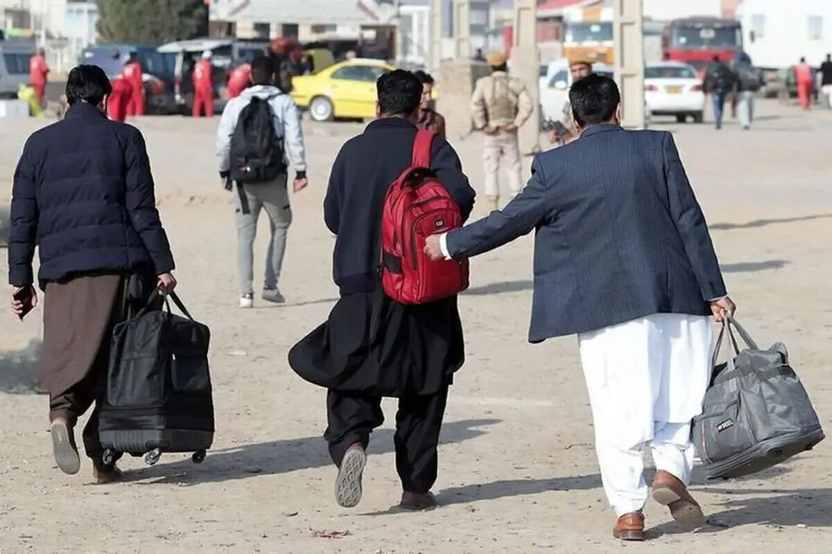 اتباع افغان دوباره به ایران بر می‌گردند؟/ شرط وزارت کار برای ورود کارگران افغانستانی