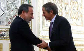 دیدار احتمالی عراقچی- گروسی در قاهره