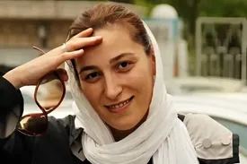 ببینید / گریه و ناراحتی فلامک جنیدی برای دوقلوهایش