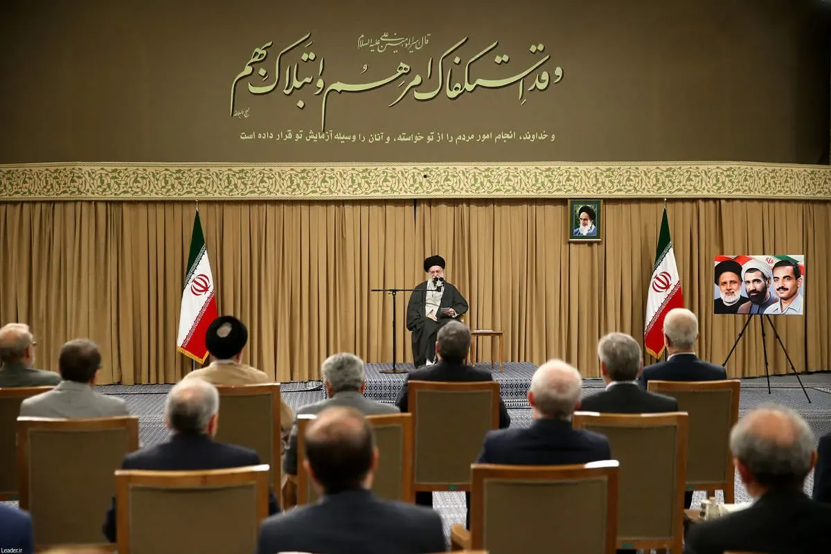 معیشت مردم مهمترین مسئله است